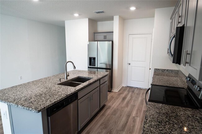 Building Photo - 1352 Mirabella Cir