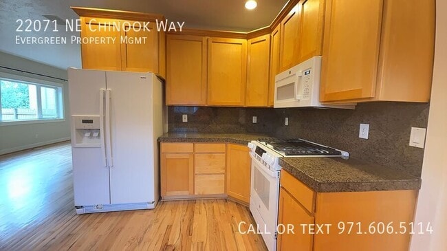 Building Photo - 22071 NE Chinook Way