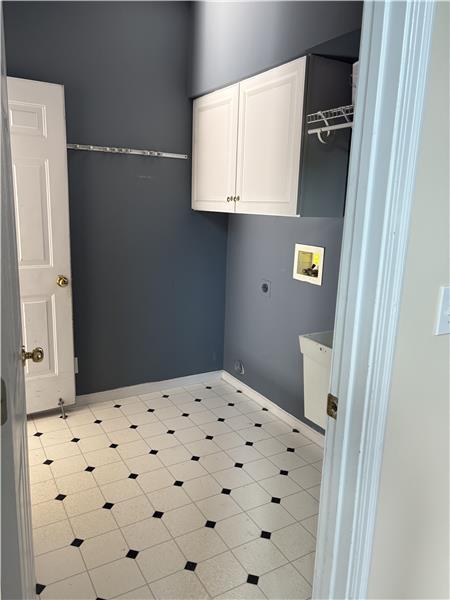 Building Photo - 10201 Hartwood Ct