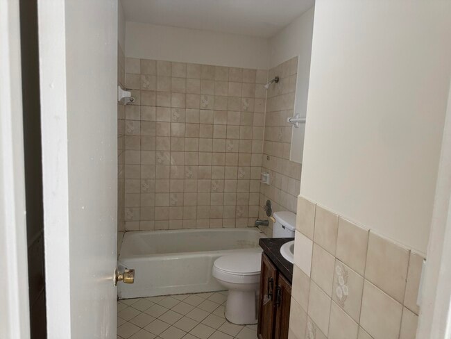 Building Photo - 1131 Goldenrod Rd