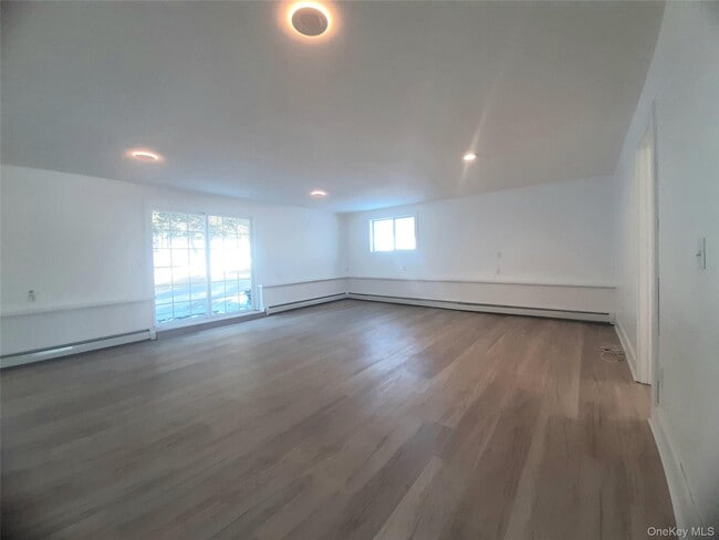 Building Photo - 178 Sylvan Lake Rd