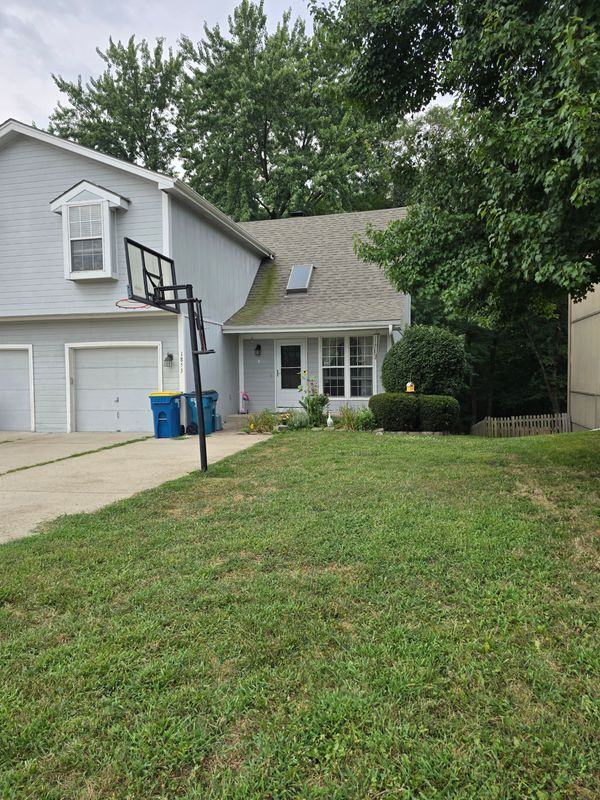 Building Photo - 1853 Chickadee Dr