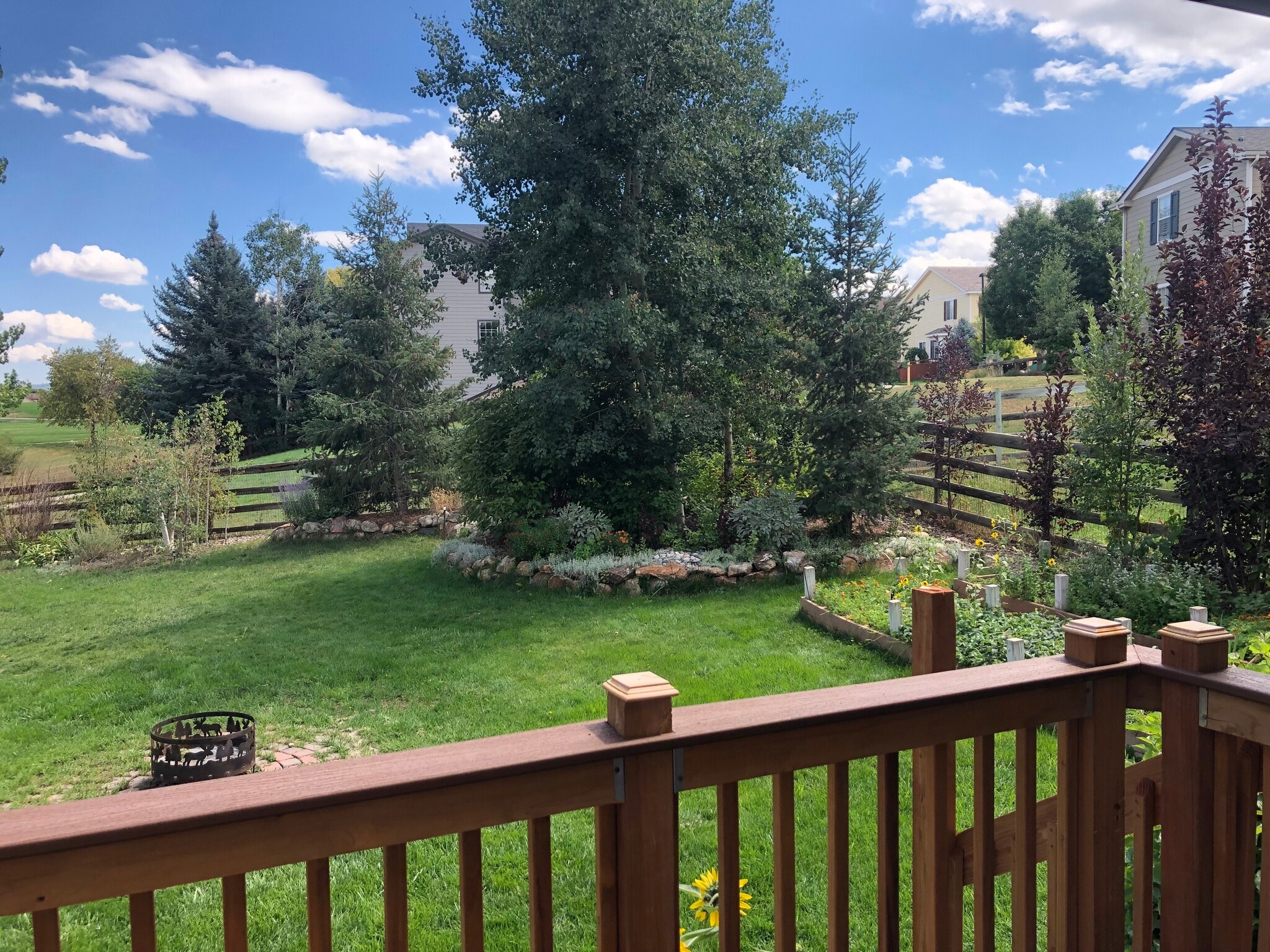 Building Photo - 5870 S Rock Creek Dr