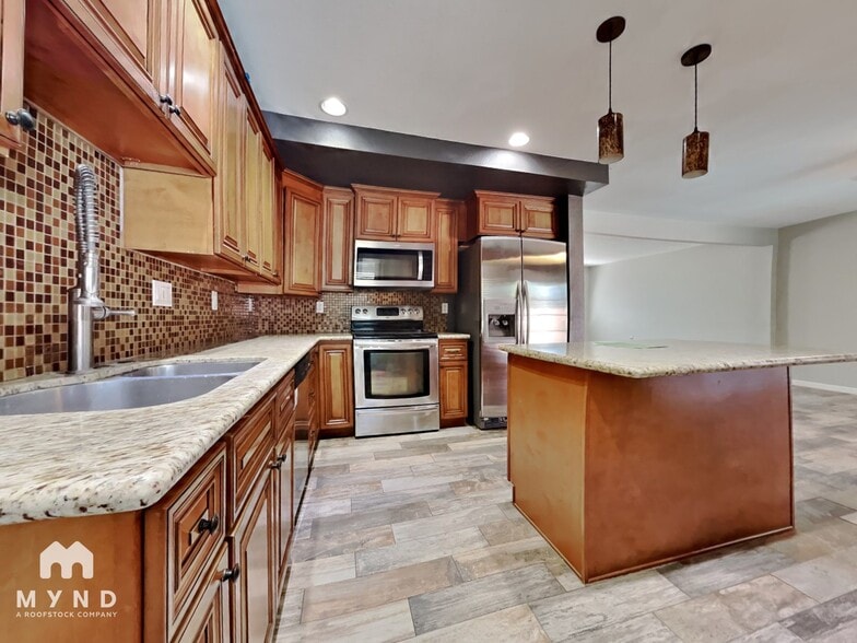 Building Photo - 8426 E Keim Dr