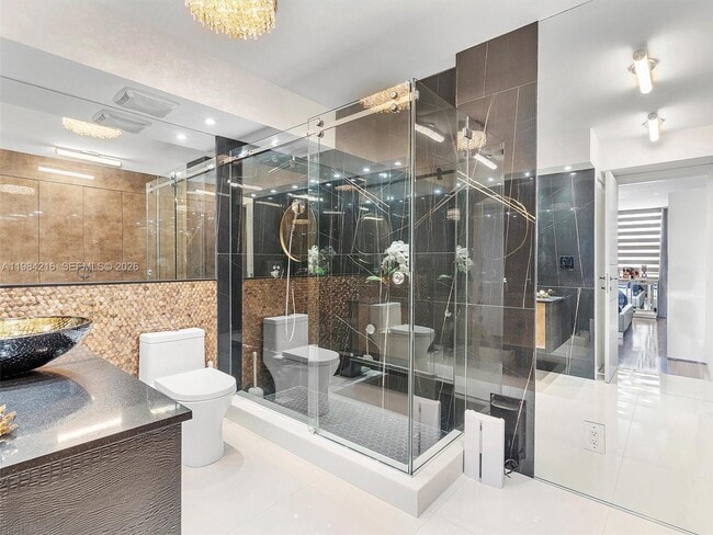 Building Photo - 251 174th St