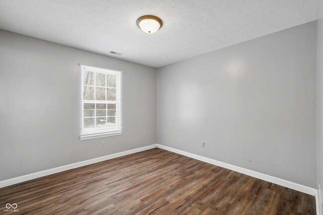 Building Photo - 6643 S New Jersey St