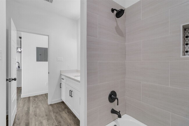 Building Photo - 401 E Martin Luther King Blvd