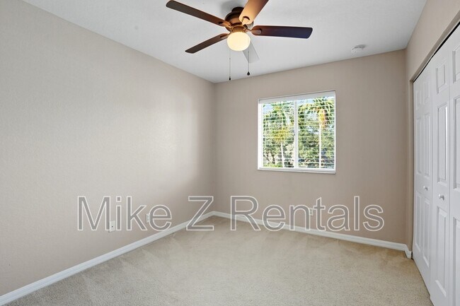 Building Photo - 3383 Antica St