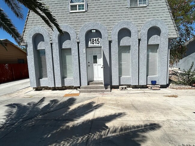 Primary Photo - 1815 Harding St