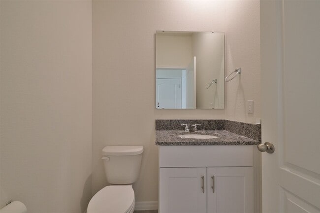 Building Photo - Venetian Bay 3BR 2.5BA Townhome For Rent