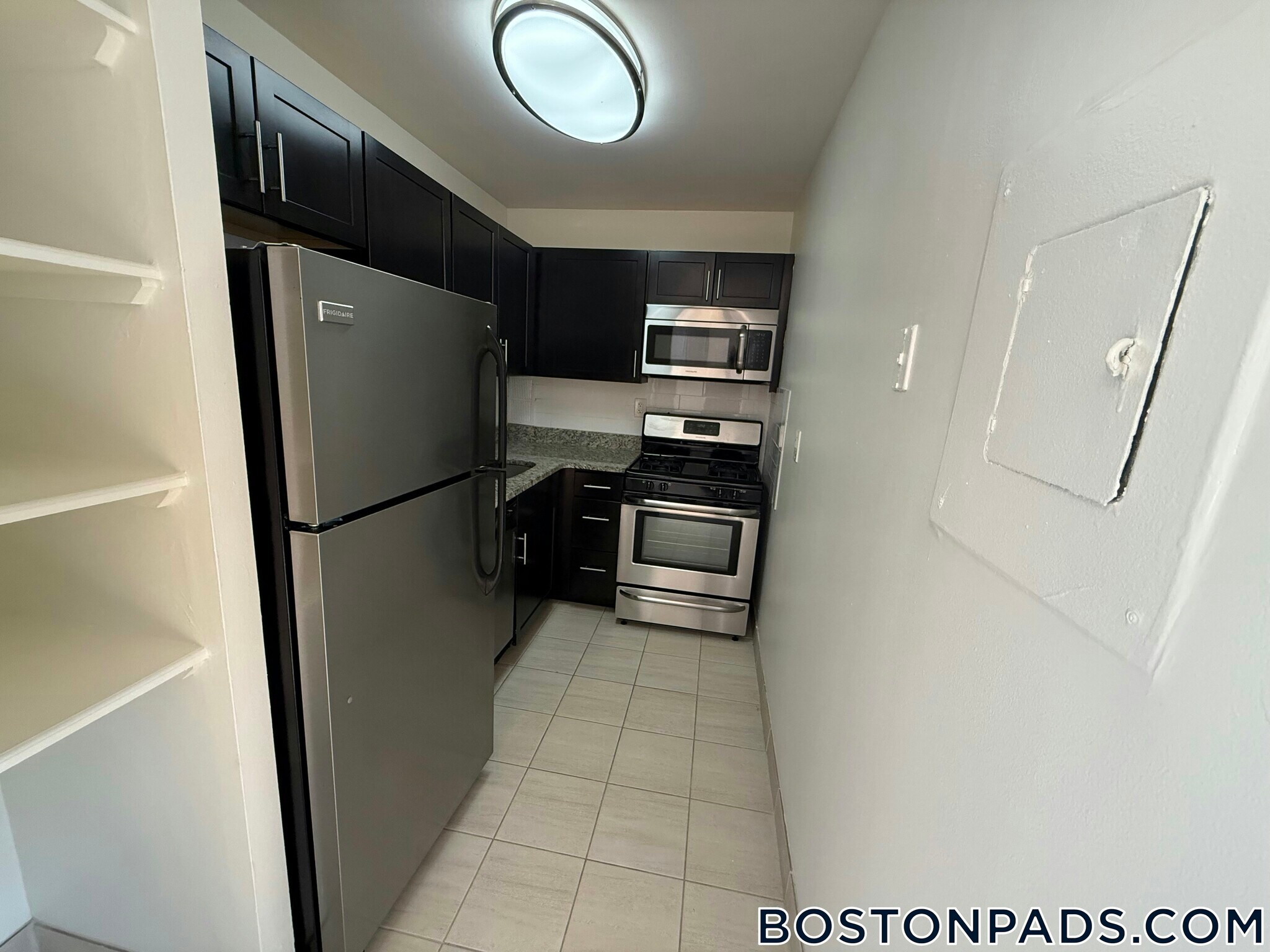 Building Photo - 175 Freeman St