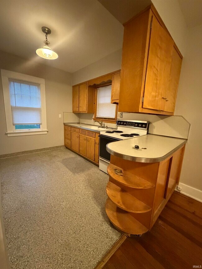 Building Photo - 1704 California Ave