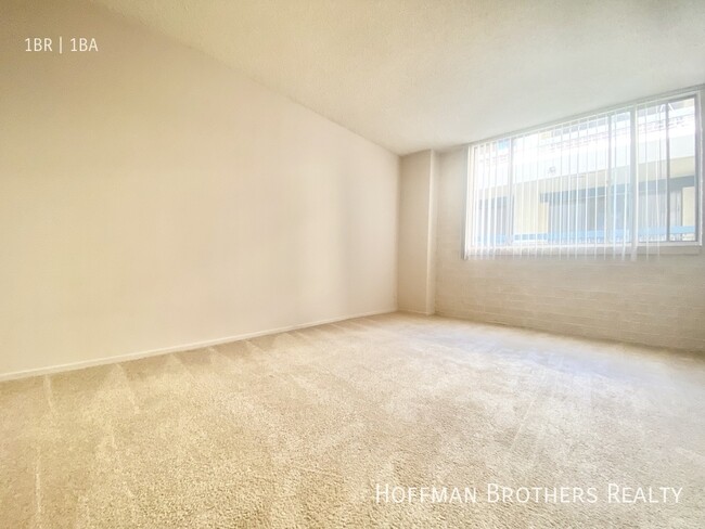 Building Photo - 507 La Fayette Park Pl