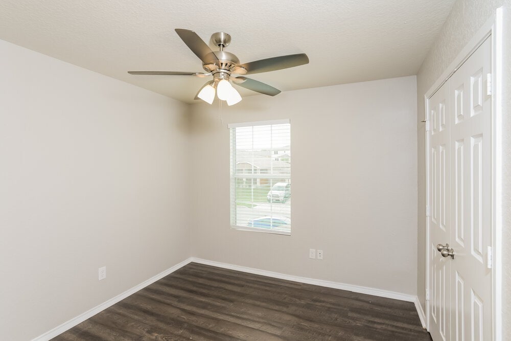 Building Photo - 9431 Hanover Sky