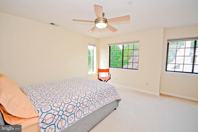 Building Photo - 7013C Birkenhead Pl