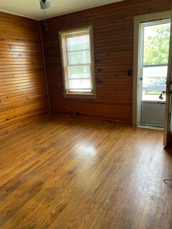 Building Photo - 60 Fredrick St