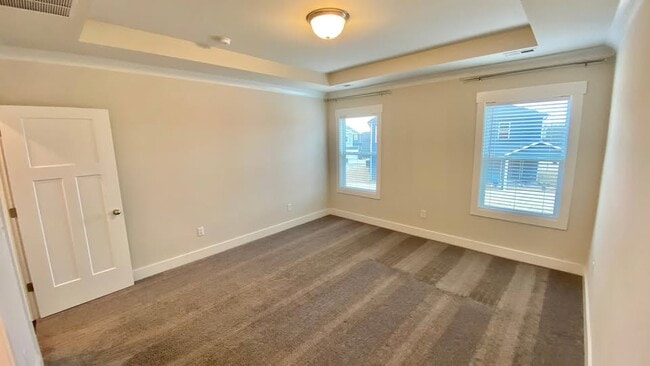 Building Photo - 178 Redcroft Dr