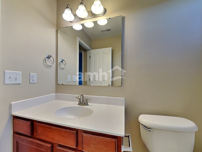 Building Photo - 167 Kentland Ridge Dr