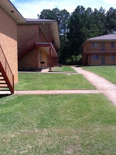 Building Photo - Stadium View Apartments