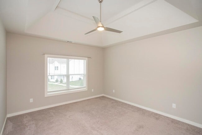 Building Photo - 3637 Hydes Ferry Rd
