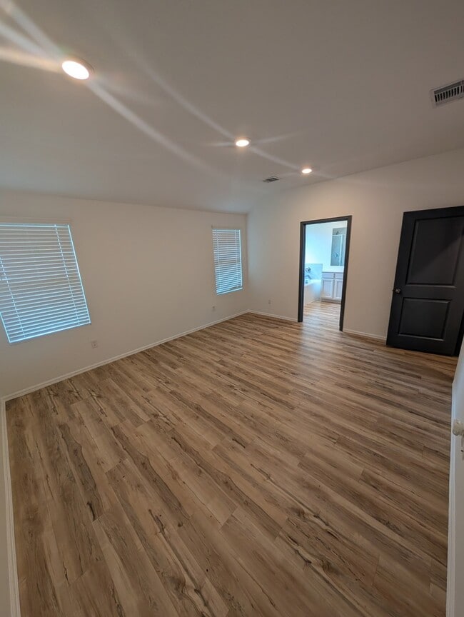 Building Photo - 22699 Malvicino Dr