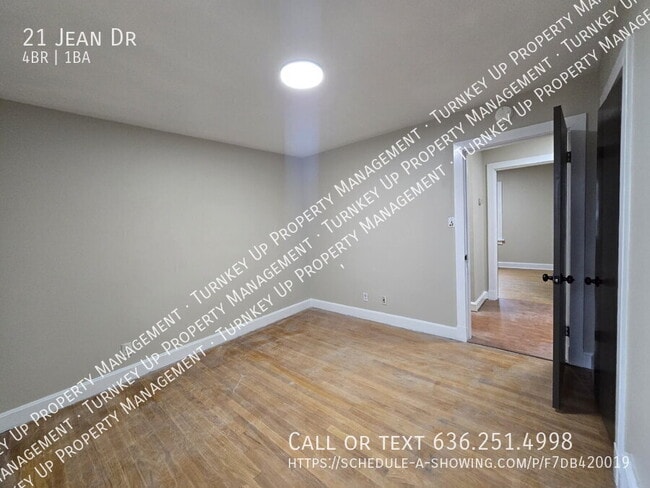 Building Photo - 21 Jean Dr