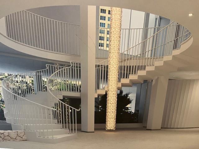 Building Photo - 5555 Collins Ave
