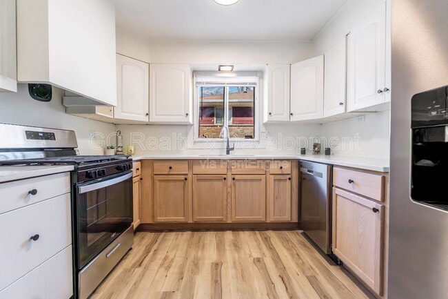 Building Photo - 111 Nashua St