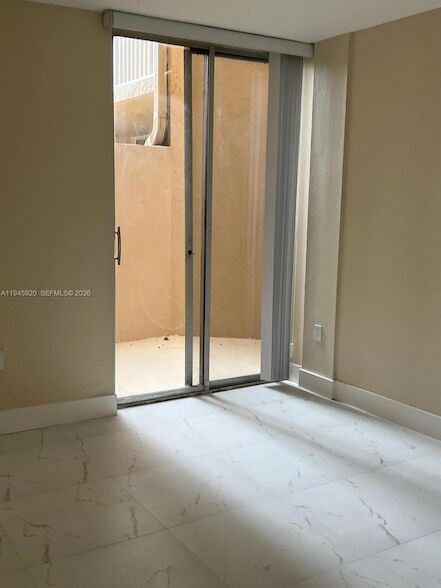 Building Photo - 10801 SW 109th Ct