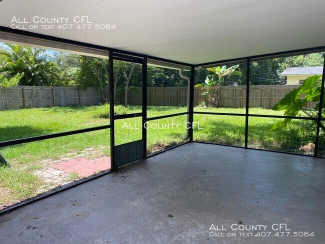 Building Photo - 1060 N Lakemont Ave