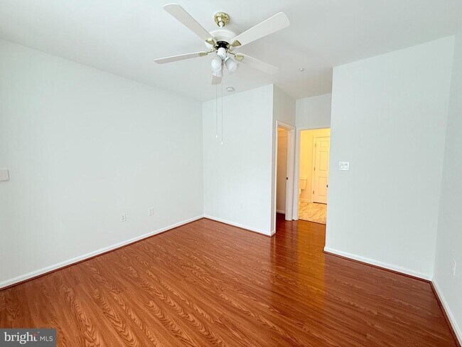 Building Photo - 4138 Fountainside Ln