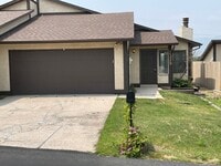 Building Photo - 2 Bedroom Patio Home  W/ Central Air Conditioning to be Installed Summer 2026!!