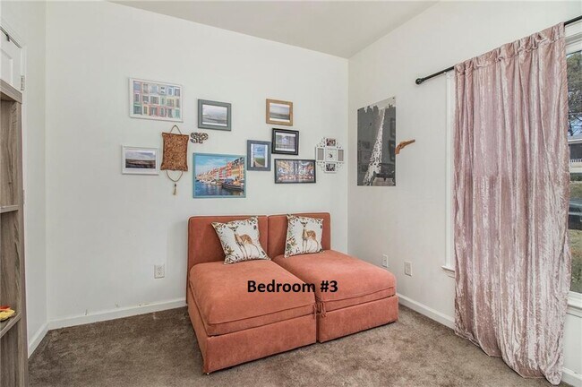 Building Photo - 1316 Plaza Ave SW