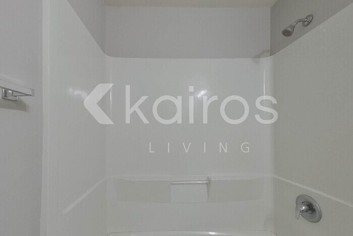 Building Photo - 3408 15th St SW