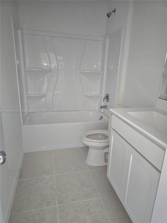 Building Photo - 5917 Sweetwood Dr