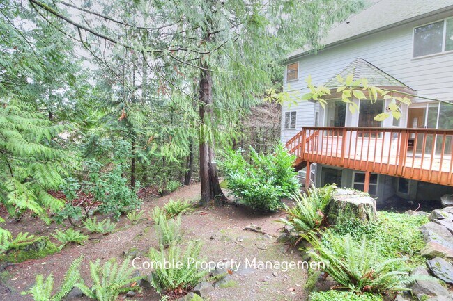 Building Photo - 23228 NE 21st Pl