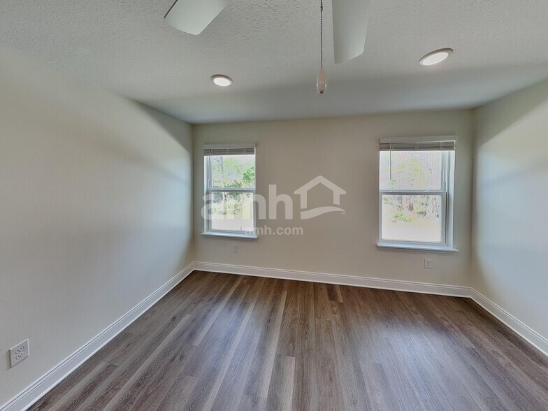 Building Photo - 2538 Feather Crst Dr