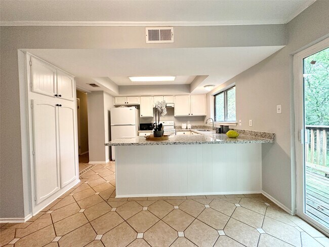 Building Photo - 45 Kittiwake Ct