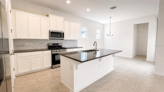 Building Photo - 17077 Harbor Oak Pkwy