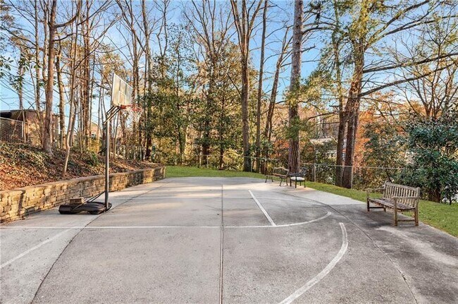 Building Photo - 3512 Paces Pl NW