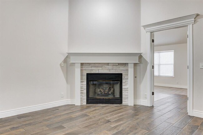 Building Photo - 1708 NW 161st Cir