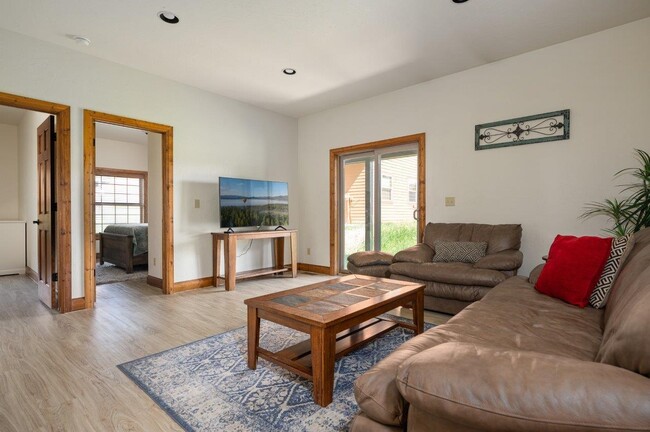 Building Photo - 91 Fireweed Ct