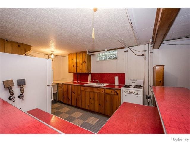 Building Photo - 1811 Alhambra Dr