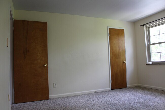 Building Photo - 1784 Kings Ct