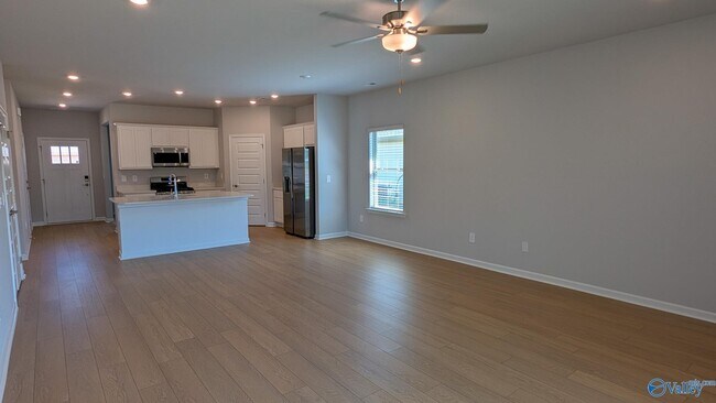 Building Photo - 162 Fenwick Pl