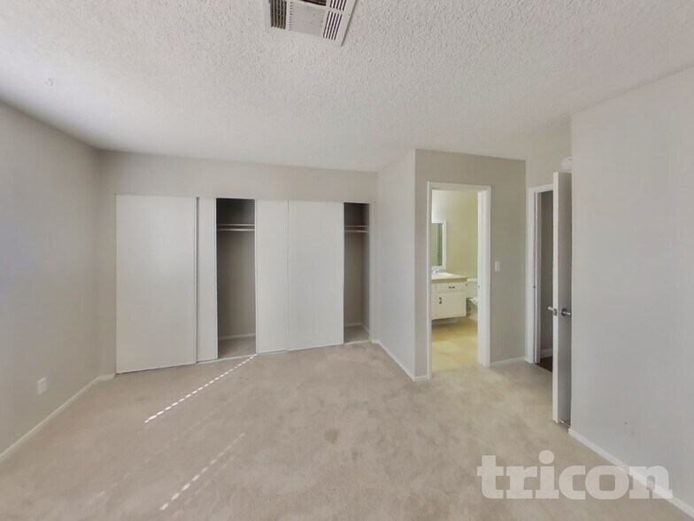 Building Photo - 709 Morrocco Dr