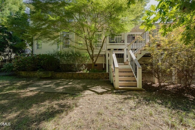 Building Photo - 117 Buckhurst Dr