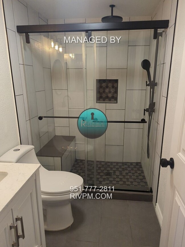 Building Photo - Cul-de-sac home on a large lot in Moreno V...