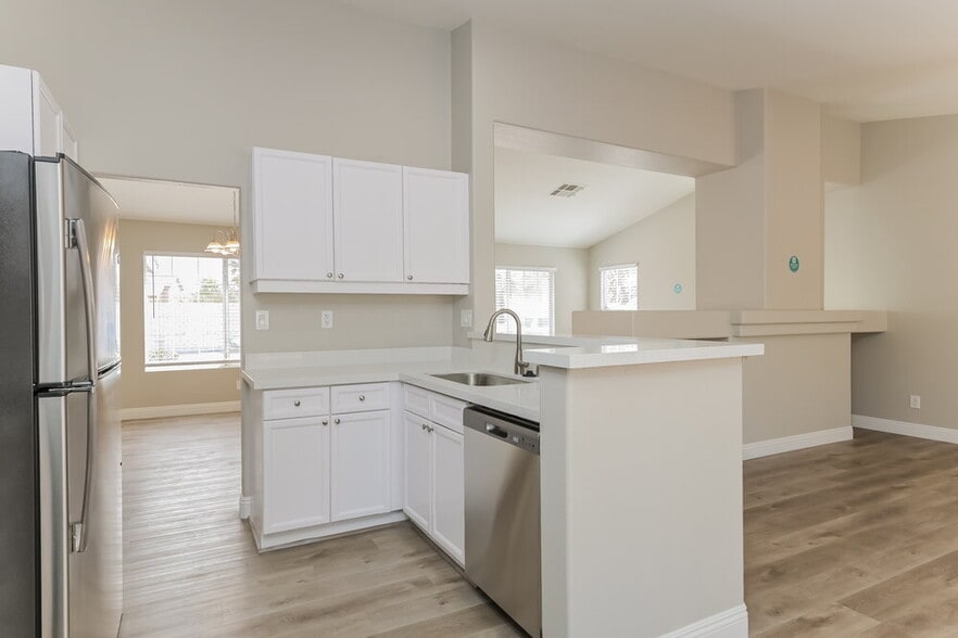 Building Photo - 456 Federman Dr
