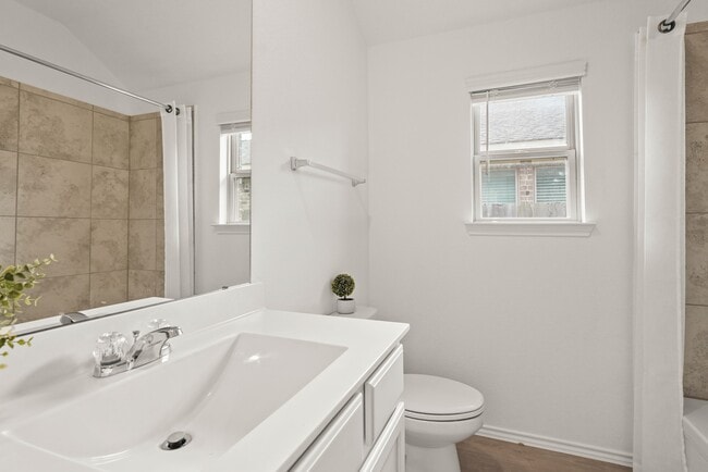 Building Photo - 9919 Willow Crown Ln